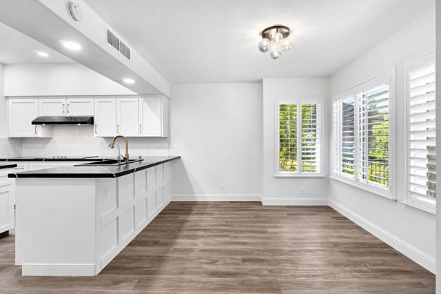 2828 W Compton Court, Fresno, CA 93711