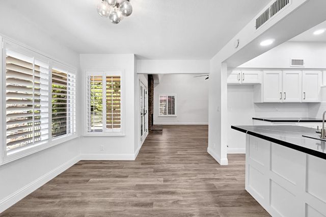 2828 W Compton Court, Fresno, CA 93711
