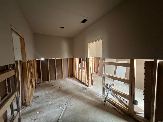 42 Jackson Loop, Ward, AR 72176