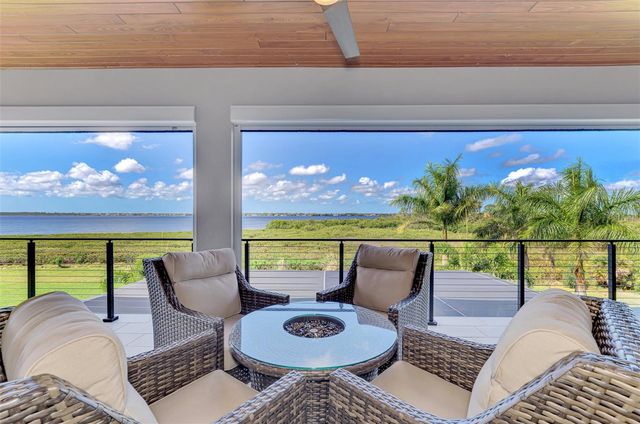 3051 RIVERSHORE LANE, Port Charlotte, FL 33953