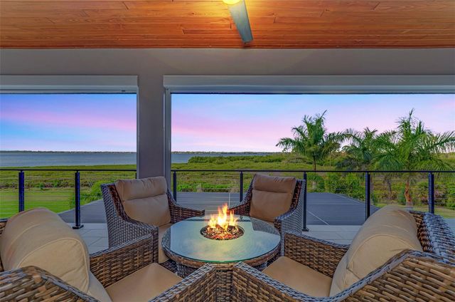 3051 RIVERSHORE LANE, Port Charlotte, FL 33953