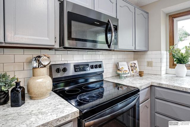 5110 N 126th Street, Omaha, NE 68164