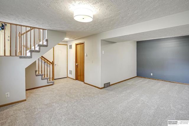 5110 N 126th Street, Omaha, NE 68164