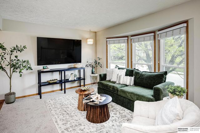 5110 N 126th Street, Omaha, NE 68164