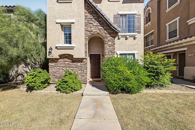743 N PORT Drive, Gilbert, AZ 85233