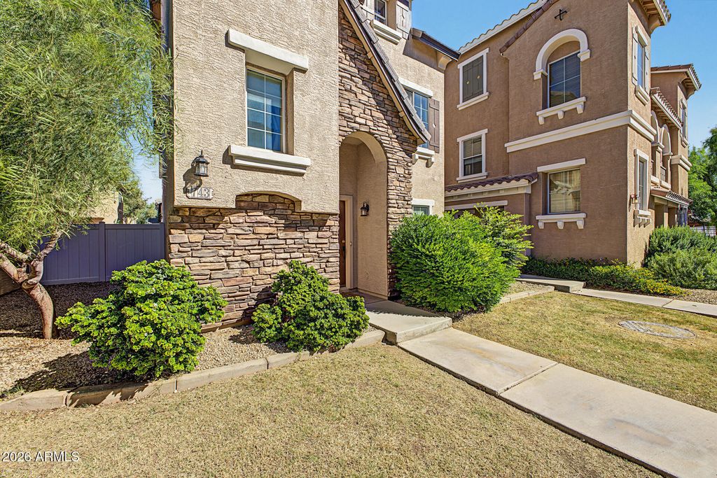 743 N PORT Drive, Gilbert, AZ 85233 — photo 4