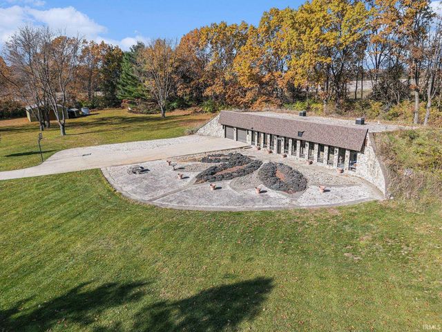 16015 County Road 4, Bristol, IN 46507