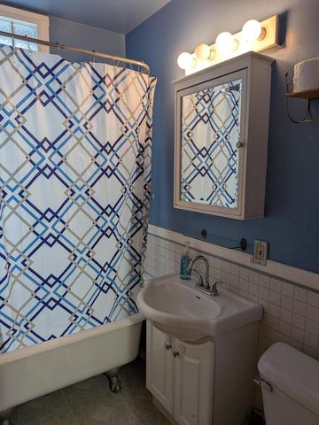 2621 S 30th STREET, Milwaukee, WI 53215