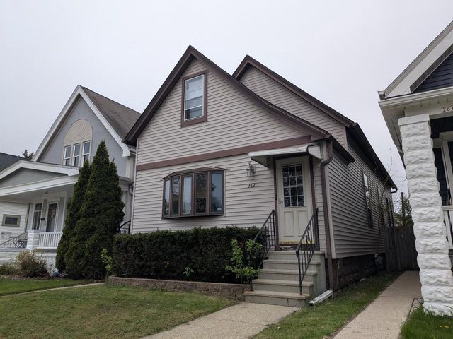 2621 S 30th STREET, Milwaukee, WI 53215