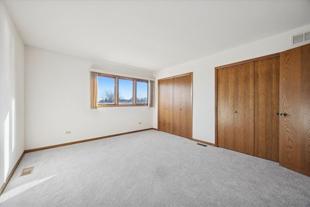 18230 Tennessee Lane 220, Orland Park, IL 60467