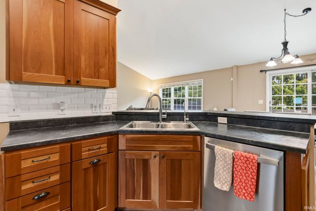 1923 Greenwood Drive, Goshen, IN 46526