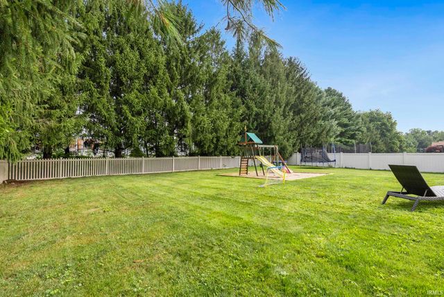 1923 Greenwood Drive, Goshen, IN 46526