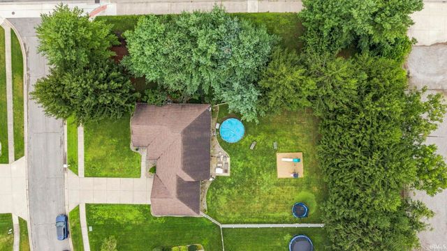 1923 Greenwood Drive, Goshen, IN 46526