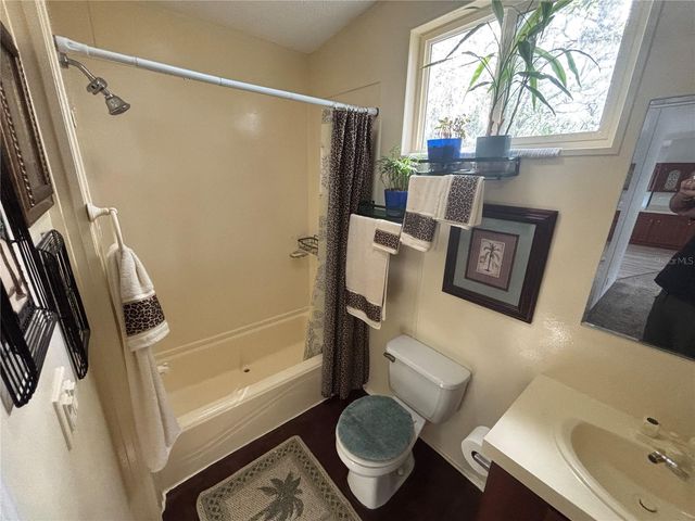 5841 SE 164TH AVENUE, Ocklawaha, FL 32179