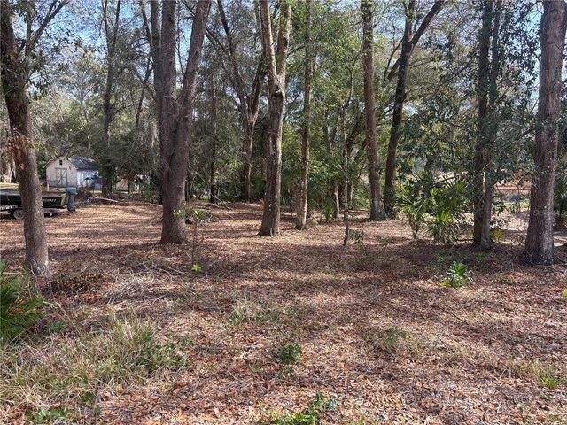 5841 SE 164TH AVENUE, Ocklawaha, FL 32179