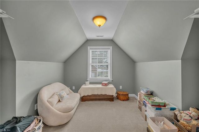 412 Brentmeade DR, Yorktown, VA 23693