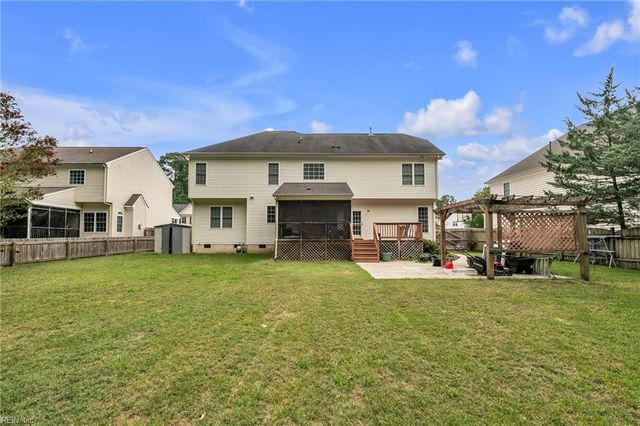 412 Brentmeade DR, Yorktown, VA 23693
