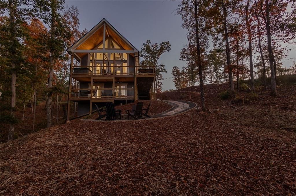 84 RIDGE LINE Court, Ellijay, GA 30540