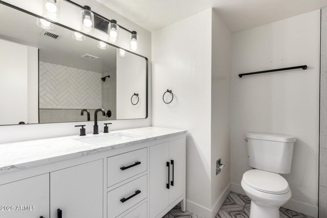 4848 N WOODMERE FAIRWAY -- 15, Scottsdale, AZ 85251