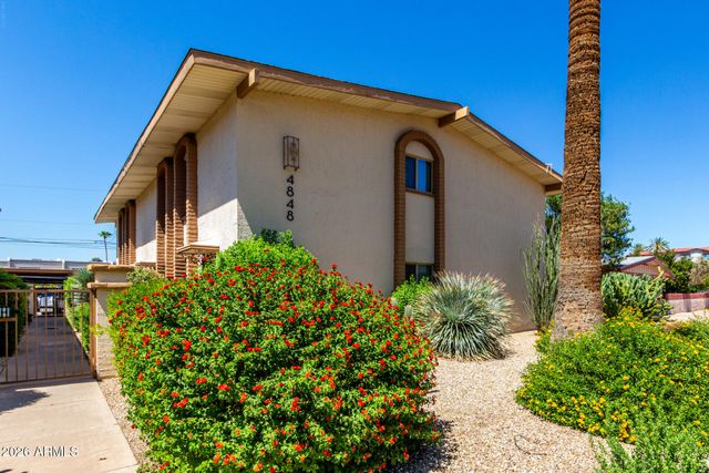 4848 N WOODMERE FAIRWAY -- 15, Scottsdale, AZ 85251