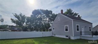 923 S High Street, Belleville, IL 62220