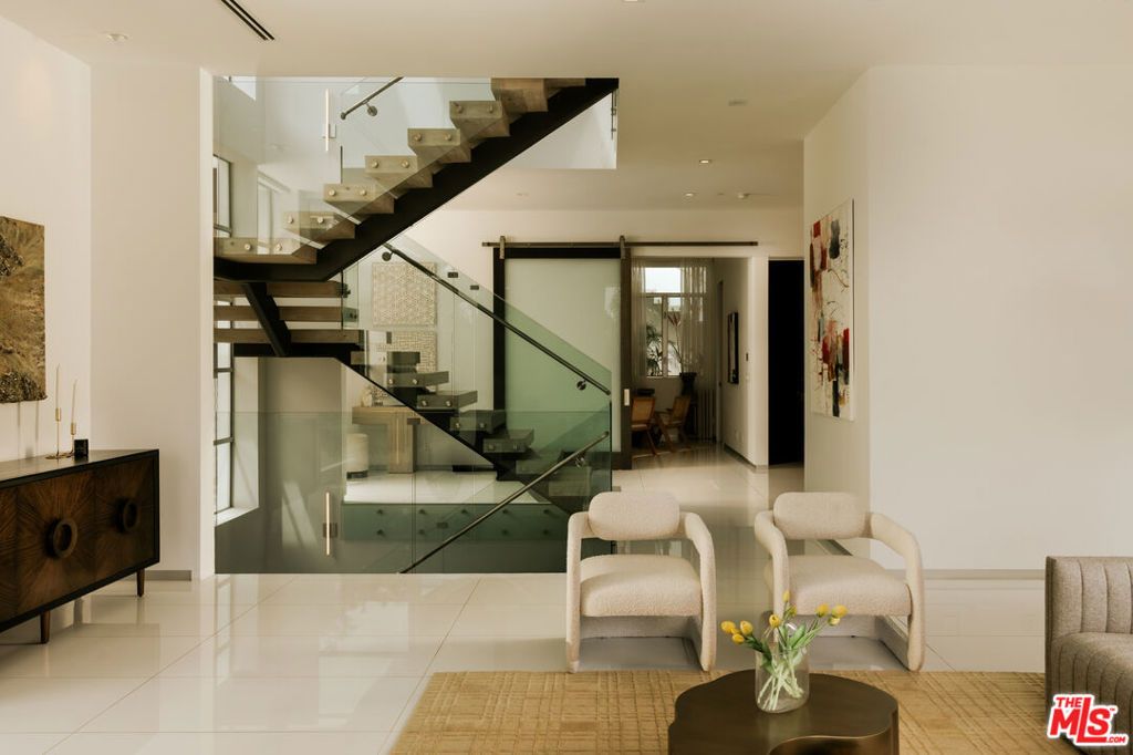 9311 Readcrest Drive, Beverly Hills, CA 90210 — photo 4