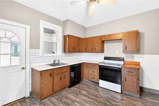 1107 Reeves Ave, Monessen, PA 15062