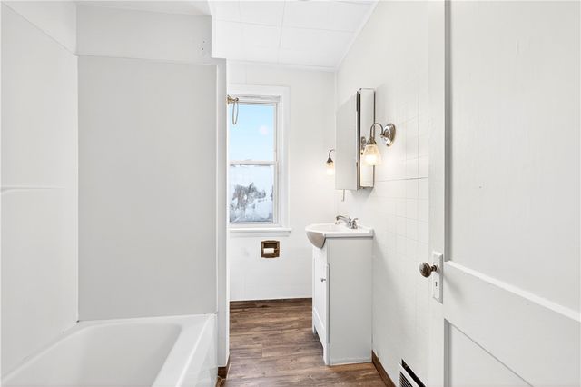 1107 Reeves Ave, Monessen, PA 15062