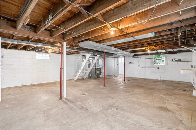 1107 Reeves Ave, Monessen, PA 15062