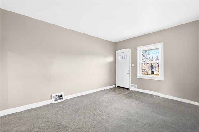 1107 Reeves Ave, Monessen, PA 15062