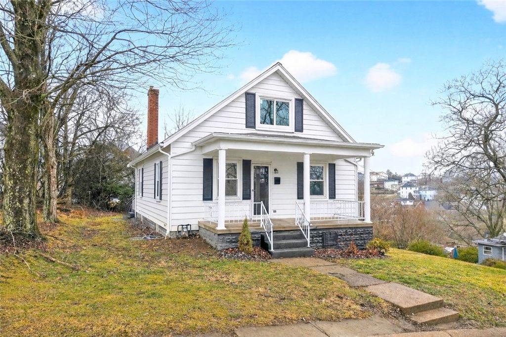 1107 Reeves Ave, Monessen, PA 15062