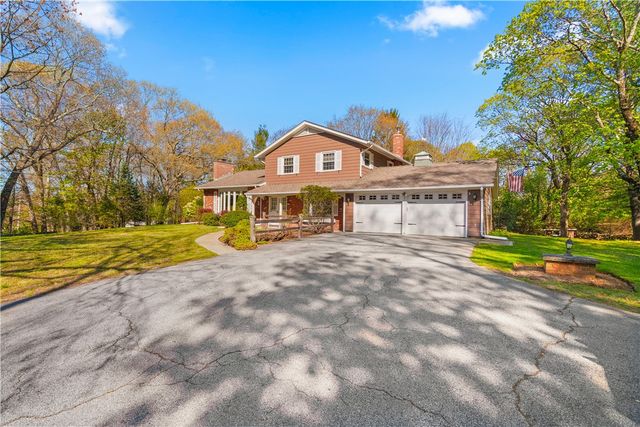 31 Harris Avenue, Lincoln, RI 02865
