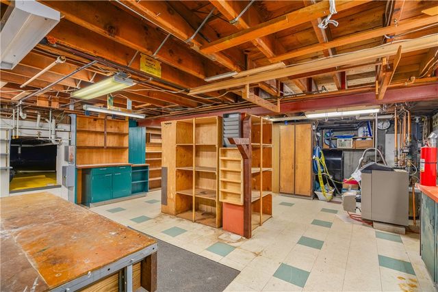 31 Harris Avenue, Lincoln, RI 02865