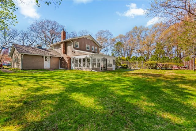 31 Harris Avenue, Lincoln, RI 02865