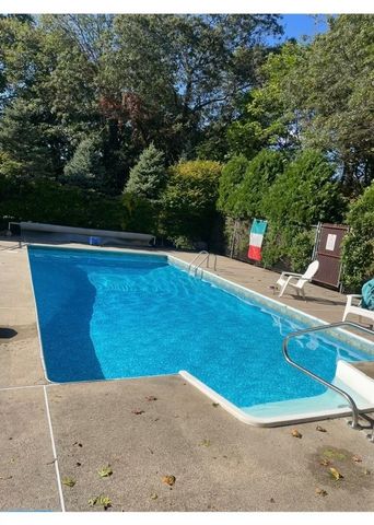 31 Harris Avenue, Lincoln, RI 02865