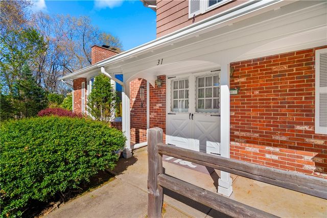 31 Harris Avenue, Lincoln, RI 02865