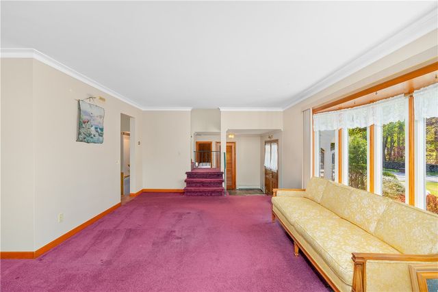 31 Harris Avenue, Lincoln, RI 02865