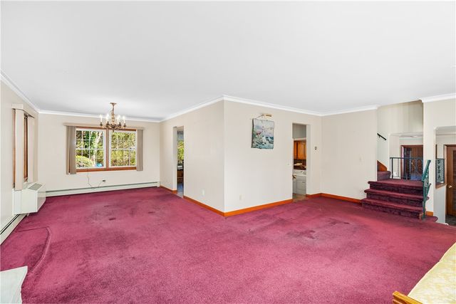 31 Harris Avenue, Lincoln, RI 02865