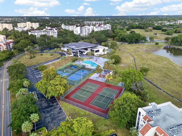 3671 Environ Boulevard 169, Lauderhill, FL 33319