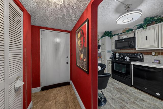 3671 Environ Boulevard 169, Lauderhill, FL 33319
