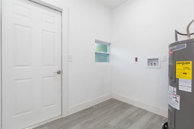 8204 N 10TH, Tampa, FL 33604