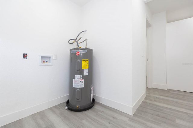 8204 N 10TH, Tampa, FL 33604