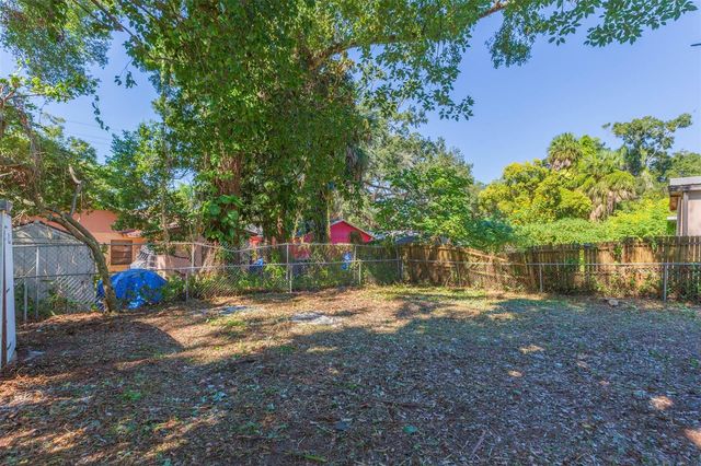 8204 N 10TH, Tampa, FL 33604