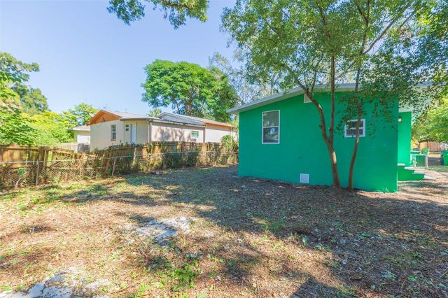 8204 N 10TH, Tampa, FL 33604