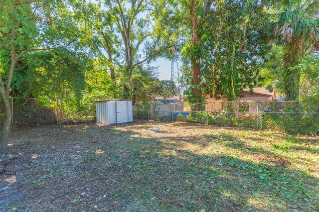 8204 N 10TH, Tampa, FL 33604