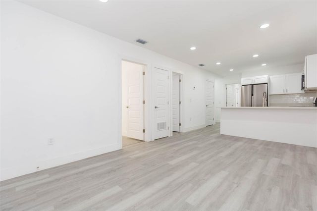 8204 N 10TH, Tampa, FL 33604