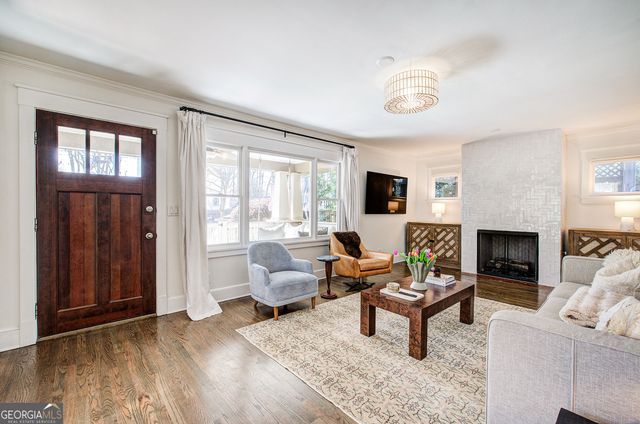 811 Verner Street NW, Atlanta, GA 30318