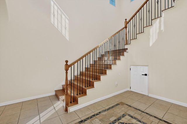 9709 Coneflower Drive NW, Albuquerque, NM 87114