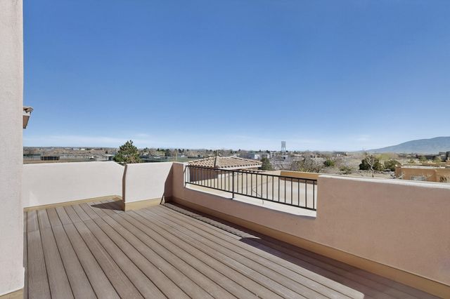 9709 Coneflower Drive NW, Albuquerque, NM 87114
