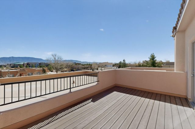 9709 Coneflower Drive NW, Albuquerque, NM 87114